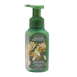 Bath & Body Works Backyard Honeysuckle Gentle & Clean Foaming Hand Soap